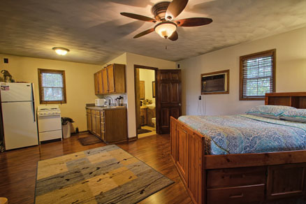 Lily Pad Cabin - Hocking Hills